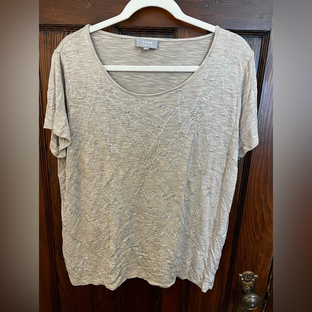 2X sequinned tshirt